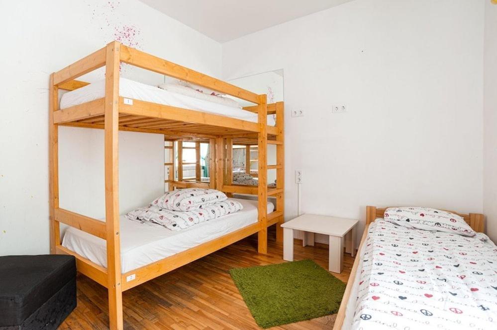 Pogo Hostel Вильнюс Экстерьер фото